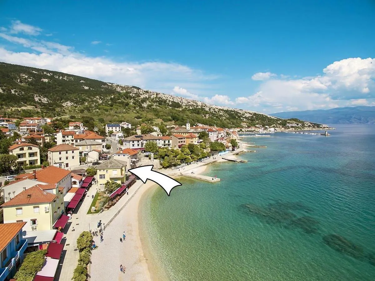 Apartment Seaside With Balcony And Sea View Baska  Croatia