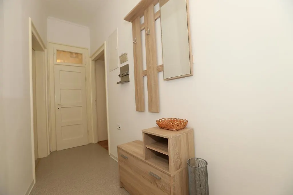Apartment Seaside With Balcony And Sea View Baska   Baska (Krk)